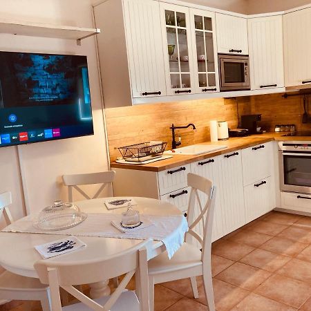 Вілла Lux House Next To The Airport Of Athens. Transport 24H Артеміда Екстер'єр фото