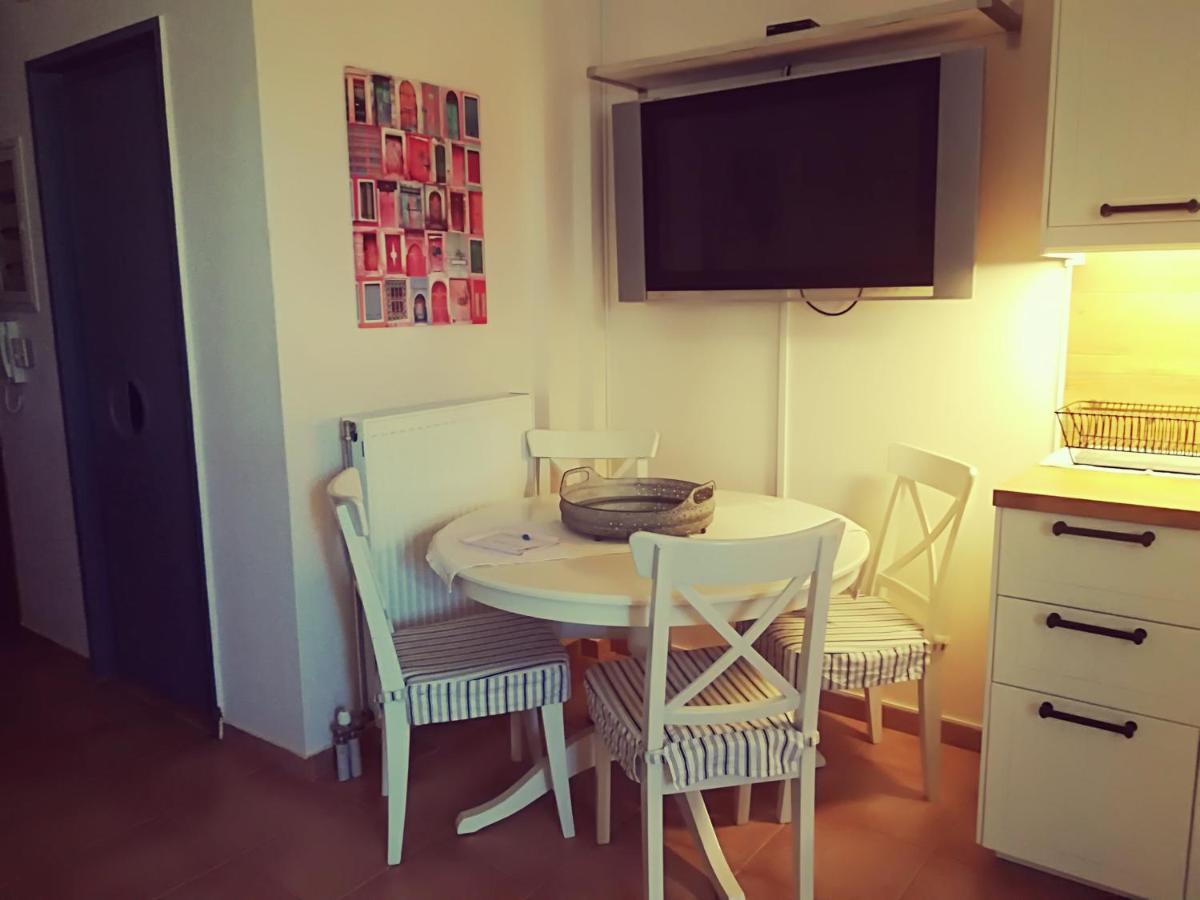 Вілла Lux House Next To The Airport Of Athens. Transport 24H Артеміда Екстер'єр фото