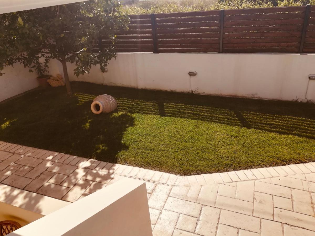 Вілла Lux House Next To The Airport Of Athens. Transport 24H Артеміда Екстер'єр фото