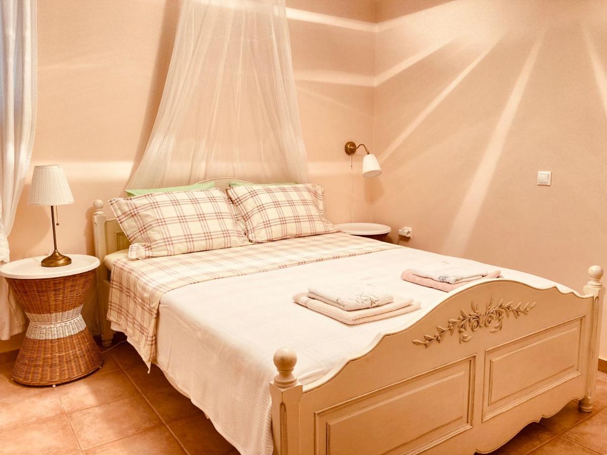 Вілла Lux House Next To The Airport Of Athens. Transport 24H Артеміда Екстер'єр фото